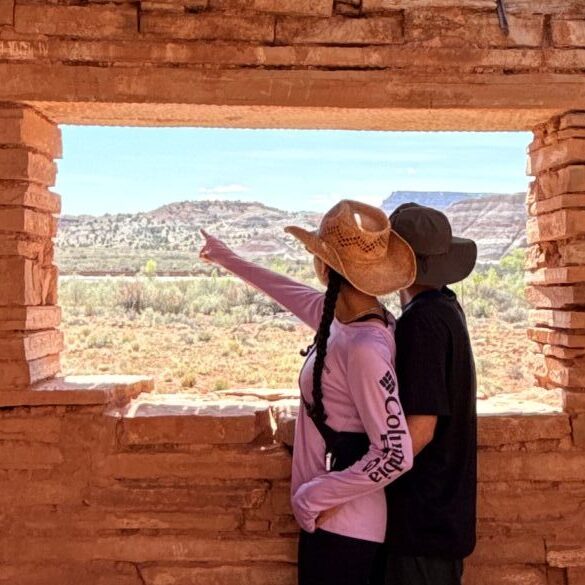 Mia and Dan, founders of Pic Inspo