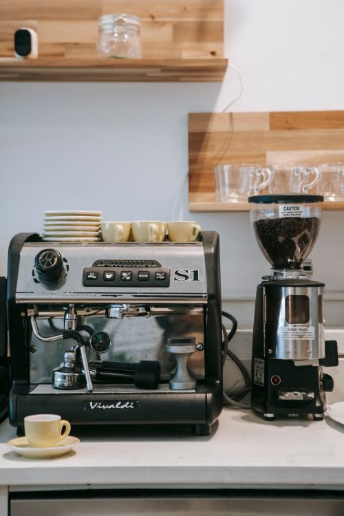 We Built a Real Espresso Setup, Got Good at It, Then Sold Everything Before Moving to Spain